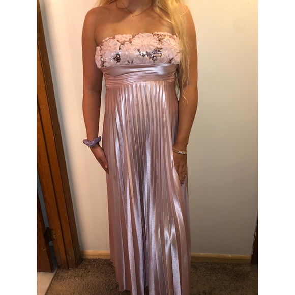 Dresses & Skirts - Pink silky formal strapless dress Dresses & Skirts - Pink silky formal strapless dress